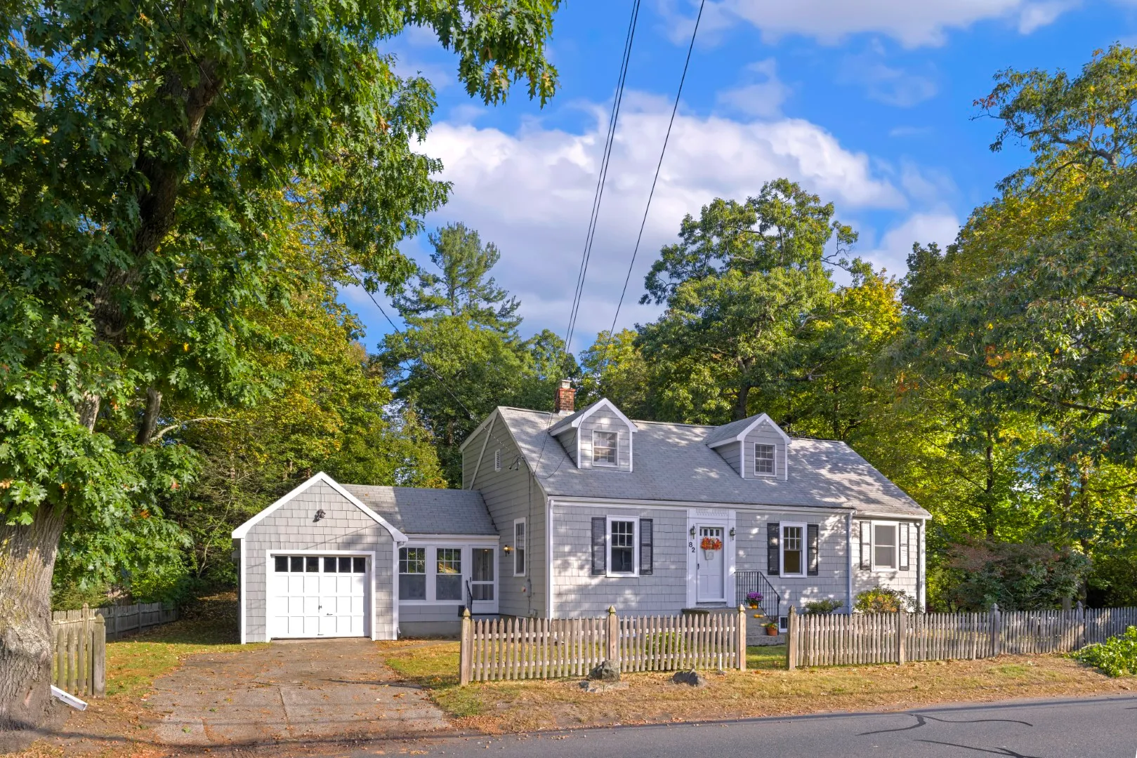 82 Spring Street, Stoneham, MA 02180 featured image